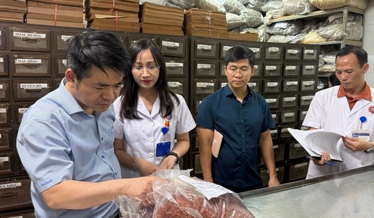 Bộ Y tế: Xử lý nghiêm cơ sở hoạt động không phép, kê đơn, kinh doanh dược liệu, thuốc cổ truyền không rõ nguồn gốc