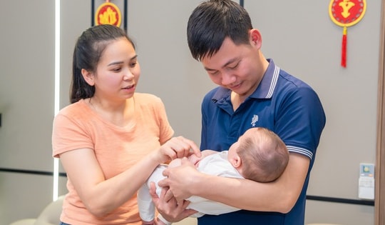 Hạnh phúc trọn vẹn sau 7 năm thử thách của người mẹ mang gen bệnh hiếm