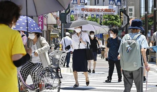 Tokyo miễn phí tiền nước sinh hoạt để hỗ trợ người dân chống nóng