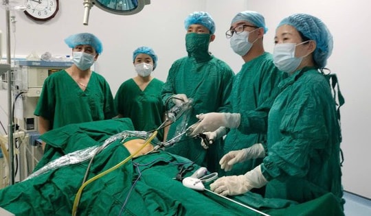 Cứu sống bệnh nhân bị xương cá đâm thủng ruột thừa hiếm gặp