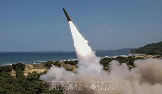 Hàn Quốc: Triều Tiên phóng tên lửa ra vùng biển phía Đông Bán đảo Triều Tiên