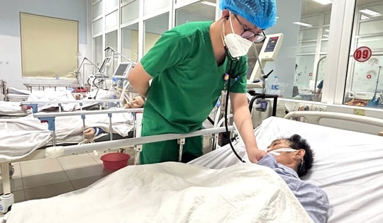 Hôn mê tử vong vì rượu - ‘biết rồi khổ lắm nói mãi’