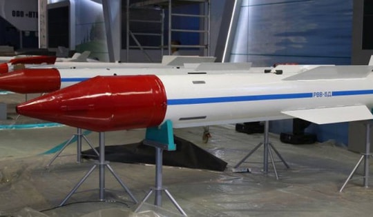 Nga nâng cấp R-37M thành tên lửa hạt nhân?