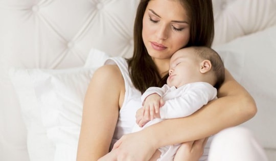 Lý do những bà mẹ bị trầm cảm sau sinh cần được tăng cường kết nối mẹ - con