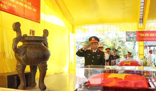 Xúc động lễ truy điệu, an táng hài cốt liệt sĩ hy sinh tại Lào
