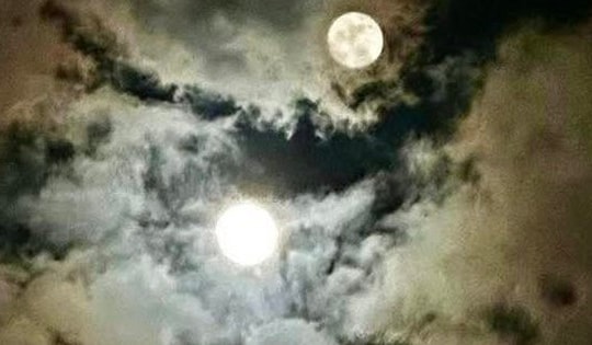 Sự thật về hai Mặt Trăng xuất hiện cùng lúc những ngày qua
