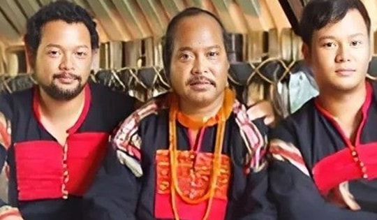 Con trai NSND Y Moan tiết lộ những áp lực và công việc ở ĐH Nghệ thuật Quân đội