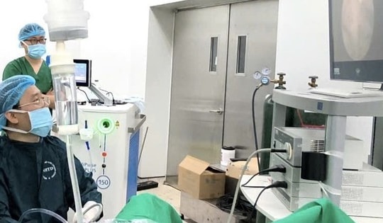 Đau thắt lưng, người đàn ông 61 tuổi được phát hiện 3 bệnh nguy hiểm nhiều nam giới Việt hay chủ quan