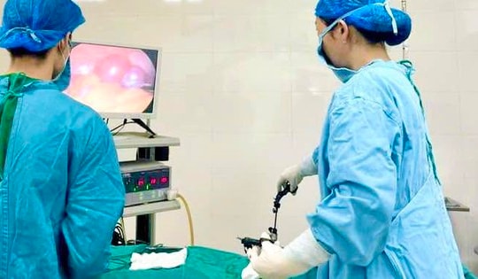 Người phụ nữ 67 tuổi bất ngờ phát hiện u bì buồng trứng từ dấu hiệu nhiều chị em Việt bỏ qua