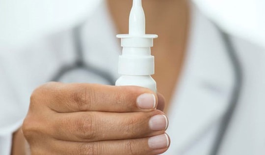 Vì sao không nên lạm dụng thuốc xịt mũi trị viêm xoang?
