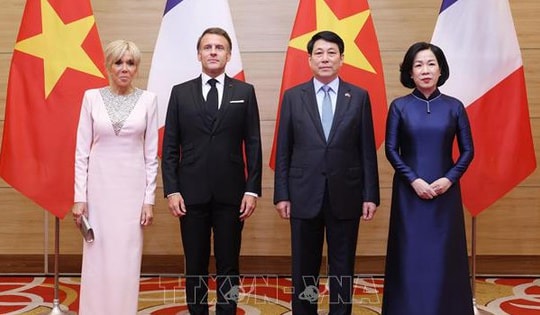 Chủ tịch nước Lương Cường chủ trì chiêu đãi cấp Nhà nước Tổng thống Pháp