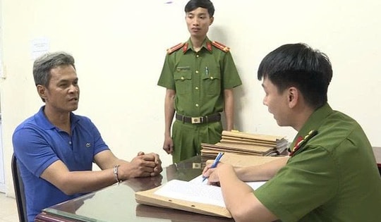 Bắt giữ 2 đối tượng chống người thi hành công vụ ở TPHCM