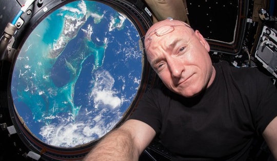 Trở về Trái đất sau gần 1 năm ở ngoài không gian, trái tim của phi hành gia có sự thay đổi gây sốc