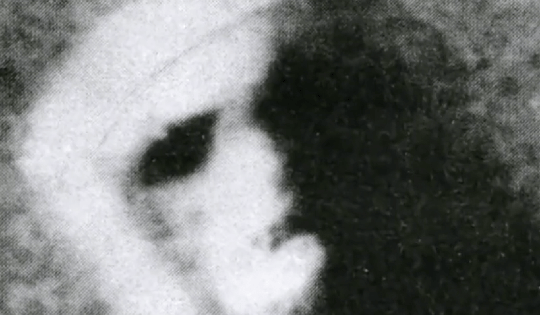 Khuôn mặt người thứ hai bất ngờ xuất hiện trên Sao Hỏa: Sự im lặng đáng sợ và những câu hỏi không có lời đáp!