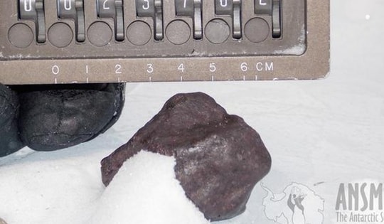 Vật thể rơi xuống Nam Cực làm thay đổi lịch sử Trái Đất