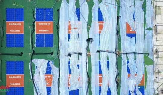 Hà Nội: Sau khi bị cắt điện, nước, hàng chục sân pickleball trái phép trên đất dự án KĐT mới Cầu Giấy hiện ra sao?