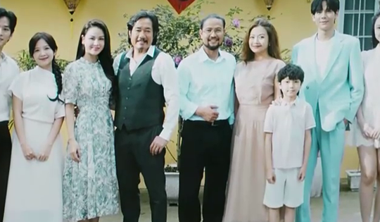 Kết thúc phim 'Cha tôi, người ở lại': Hạnh phúc ngập tràn đến với hai ông bố giàu tình yêu thương