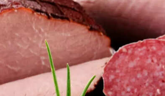 5 loại thực phẩm nam giới trên 50 tuổi nên tránh để phòng ngừa ung thư tuyến tiền liệt