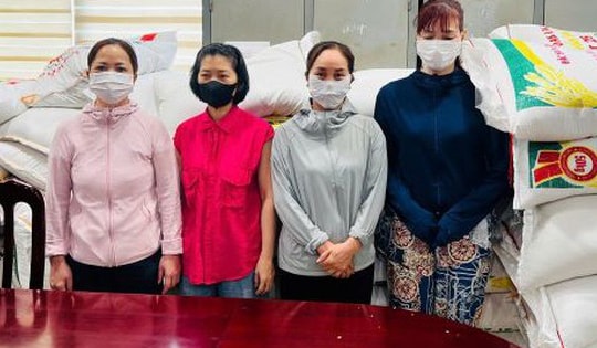 Khởi tố 4 người làm giả 17,3 tấn gạo ST25 nhãn hiệu Ông Cua