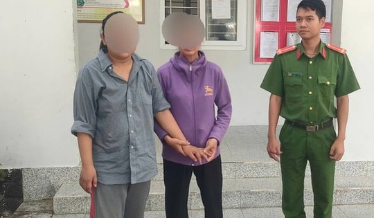 Công an giúp đỡ người phụ nữ nghi tâm thần đi lạc hàng trăm kilomet, có ý định tự tử