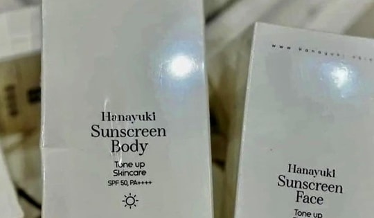 Khởi tố vụ án hình sự 'sản xuất, buôn bán hàng giả' xảy ra tại Công ty sản xuất kem chống nắng Hanayuki