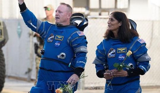 Thông tin mới về sức khỏe của 2 phi hành gia từng mắc kẹt trên vũ trụ suốt 9 tháng
