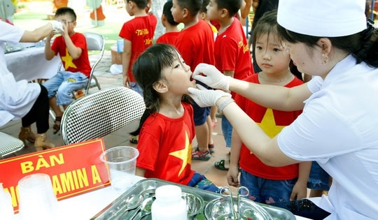 Tốn tiền mua vitamin A liều cao cho con nhưng nhận về chỉ là… liều thấp