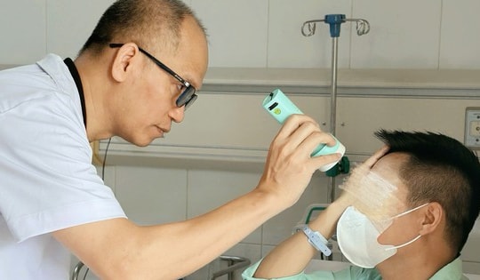 Tiêm filler xoá nhăn trán ở spa tư, người đàn ông mất hoàn toàn thị lực, phải đi cấp cứu