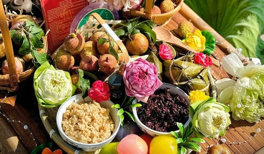 Mâm cúng giá hơn trăm nghìn đồng thành mặt hàng “hot” trong dịp tết Đoan ngọ