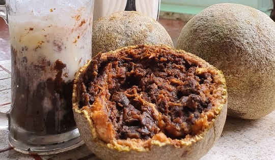 Đặc sản miền Tây vỏ mốc trắng, ruột đen như bị hỏng, mùi lạ nhưng nhiều người mê