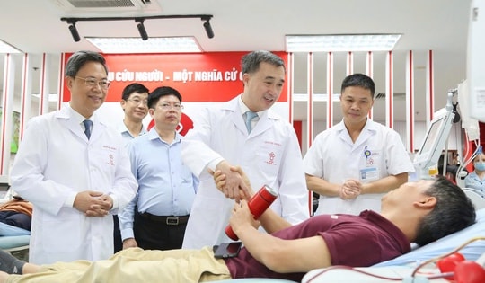 Thứ trưởng Trần Văn Thuấn: Xây dựng 'Văn hóa hiến máu tình nguyện' trở thành thói quen, nhiệm thường xuyên của mỗi người dân