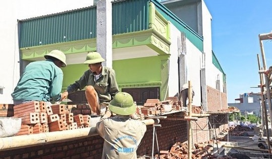 Cần sớm bỏ quy định giấy phép xây dựng để giảm nhũng nhiễu