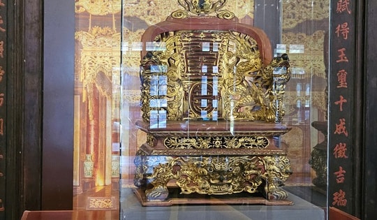 Huế siết chặt bảo vệ bảo vật quốc gia sau vụ ngai vua triều Nguyễn bị phá hoại