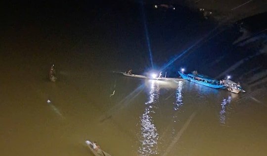 Nghi vấn nam thanh niên bỏ lại tài sản nhảy cầu trong đêm