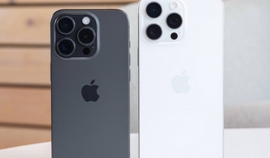 Giá iPhone 15, iPhone 15 Pro Max mới nhất giảm siêu rẻ, thấp kỷ lục, cực dễ mua dù xịn không kém iPhone 16