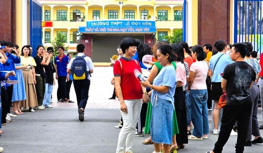 Ngày đầu thi vào lớp 10 công lập tại Hải Phòng: Nhiều thí sinh đến nhầm điểm thi