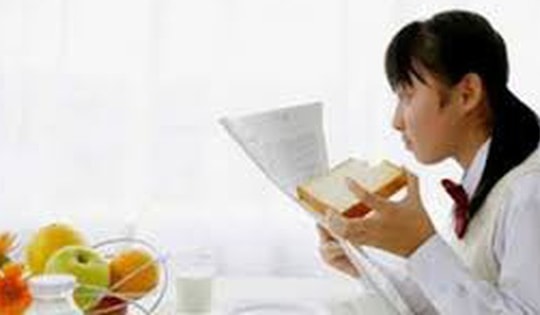 6 loại thực phẩm giúp sĩ tử duy trì sự tỉnh táo và tập trung trong suốt mùa thi, phụ huynh nên cân nhắc trong bữa ăn cho con
