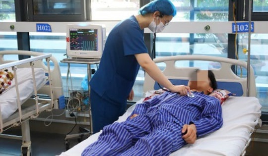 4 người trong gia đình ở Lạng Sơn nhập viện sau bữa cơm tối