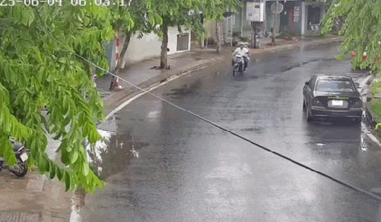 Xe máy tông vào tường nhà dân khiến 2 sinh viên nước ngoài thương vong ở Cần Thơ