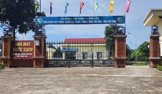 Sát vách nhà máy nước sạch, hàng trăm hộ dân vẫn 'khát' nước