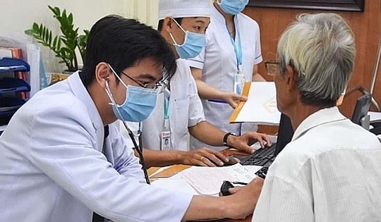 Hà Nội cần thực hiện những nội dung gì để nâng cao chất lượng khám chữa bệnh các cơ sở y tế công lập đến năm 2030?