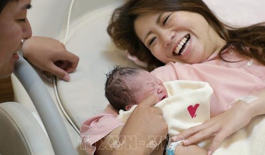 Nhật Bản: Tổng số ca sinh năm 2024 lần đầu tiên dưới ngưỡng 700.000 ca