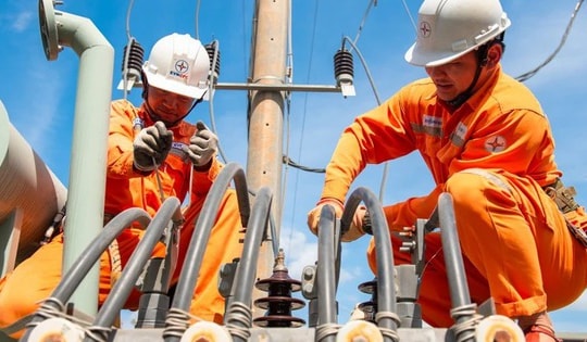 Tiêu thụ điện miền Bắc đạt đỉnh, Thủ tướng chỉ đạo không để thiếu điện trong bất cứ trường hợp nào