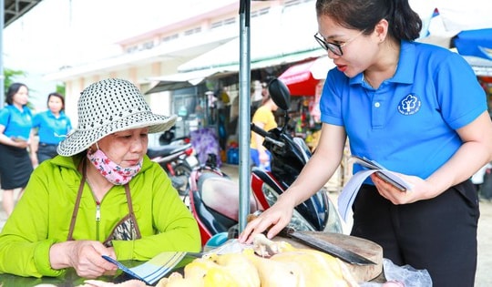 Mức đóng cao nhất và thấp nhất BHXH bắt buộc với chủ hộ kinh doanh từ 1/7/2025