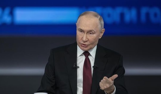 Tổng thống Putin đưa ra tuyên bố sau loạt tấn công của Ukraine vào sâu lãnh thổ Nga