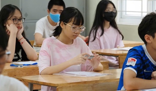 Giám đốc Sở GD&ĐT Hà Nội nói gì về hiện tượng vận động học sinh không thi lớp 10 công lập?