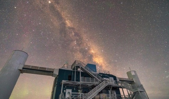 Đài quan sát Nam Cực phát hiện tín hiệu "kỳ lạ nhất vũ trụ"