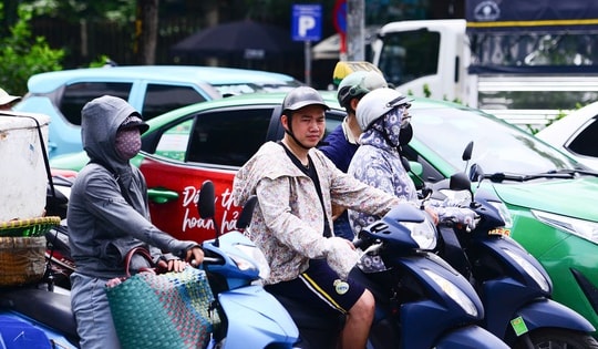 Mùa hè năm nay sẽ có nhiều ngày nắng trên 42 độ