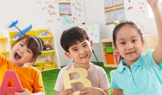 Nuôi con thông minh thời 4.0: bổ sung vi chất hợp lý cho con