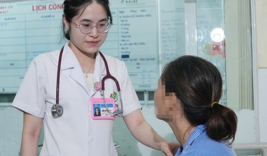 Chóng mặt, rong kinh kéo dài, cô gái 17 tuổi phát hiện mắc hội chứng tự miễn hiếm gặp